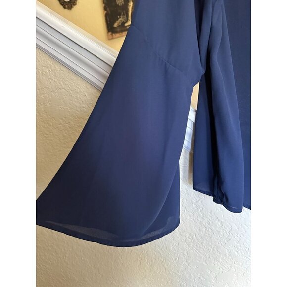 Women's navy with lace scoop neck blouse, size XL - Picture 5 of 6